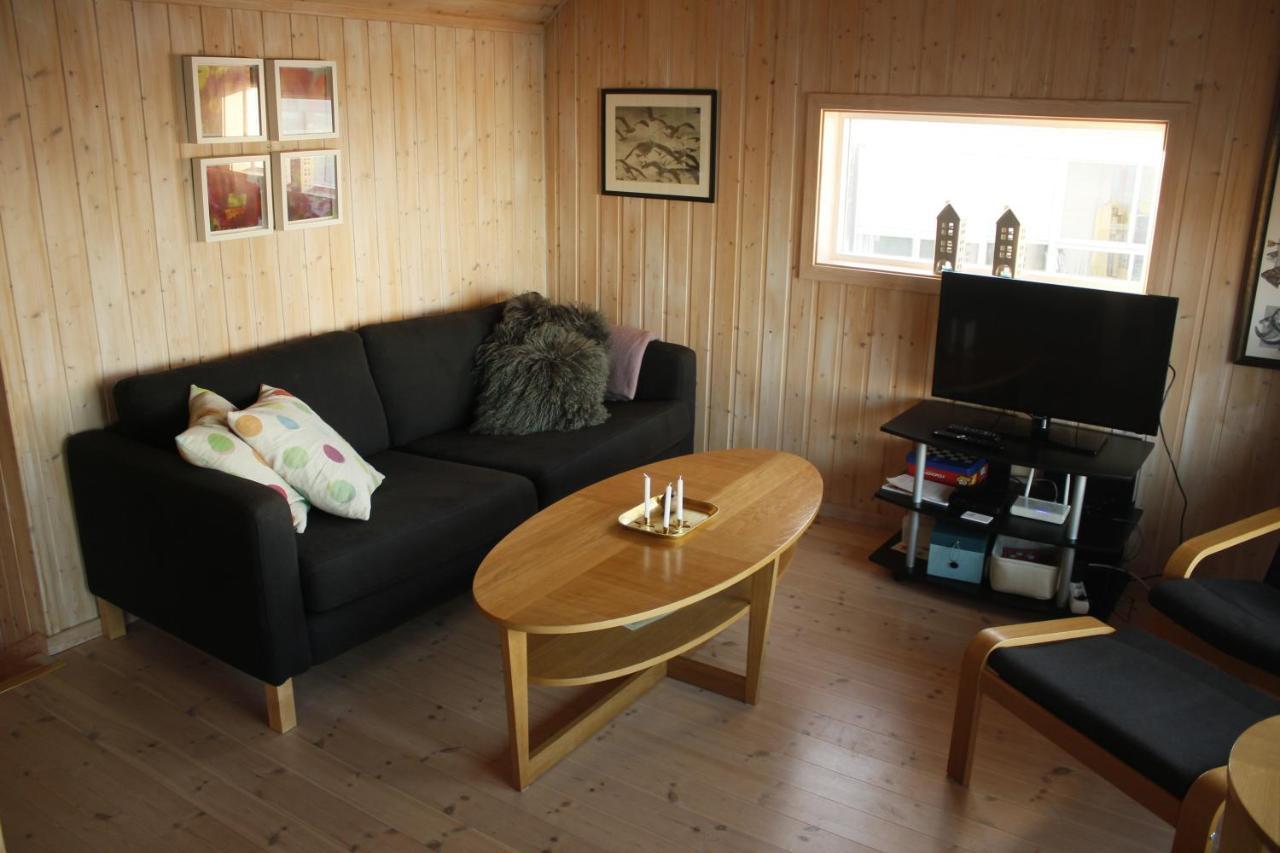 Frugga Feriehus Og Leilighet Straumsjoen エクステリア 写真