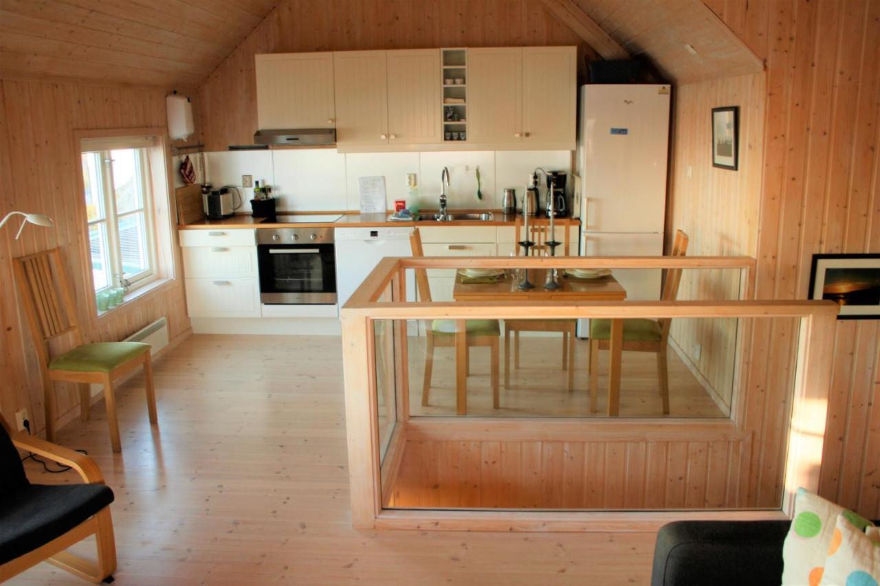 Frugga Feriehus Og Leilighet Straumsjoen エクステリア 写真