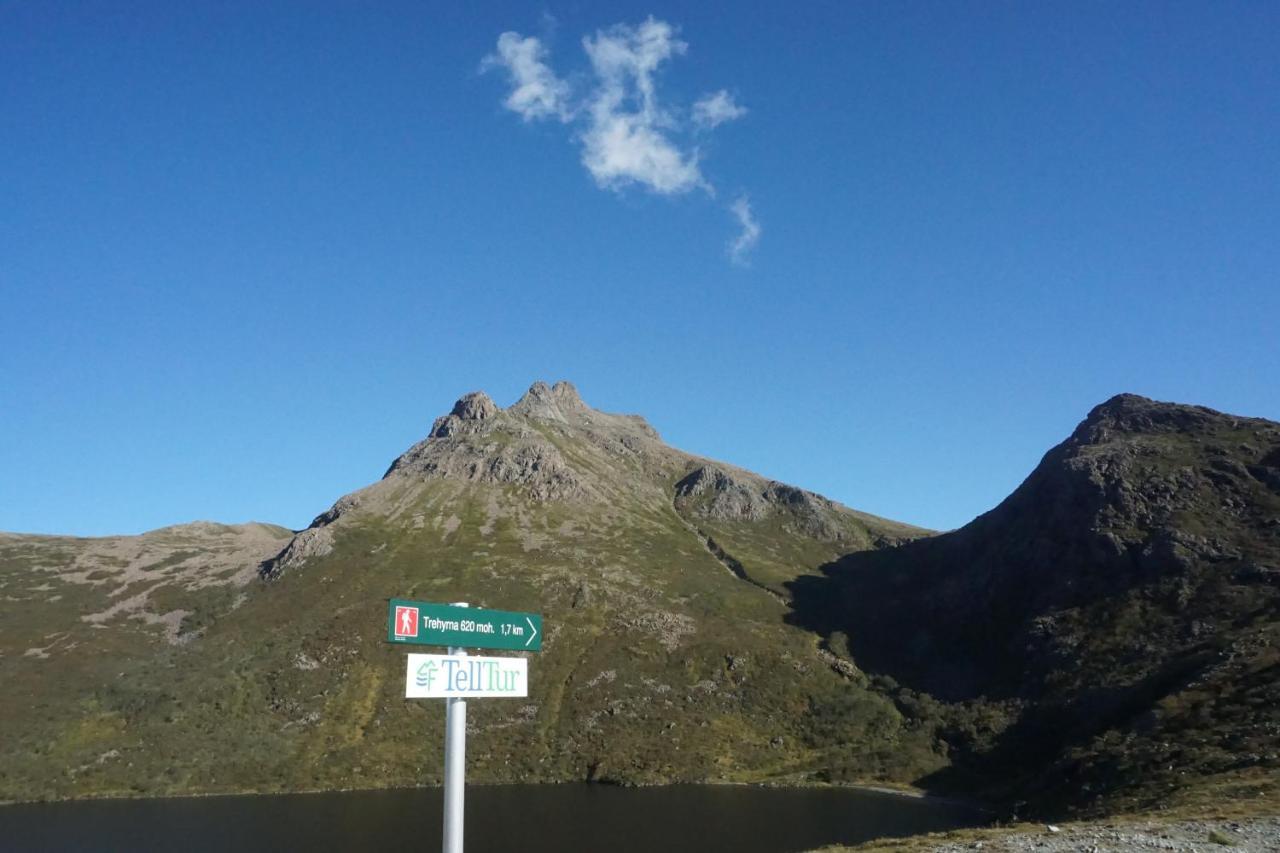 Frugga Feriehus Og Leilighet Straumsjoen エクステリア 写真